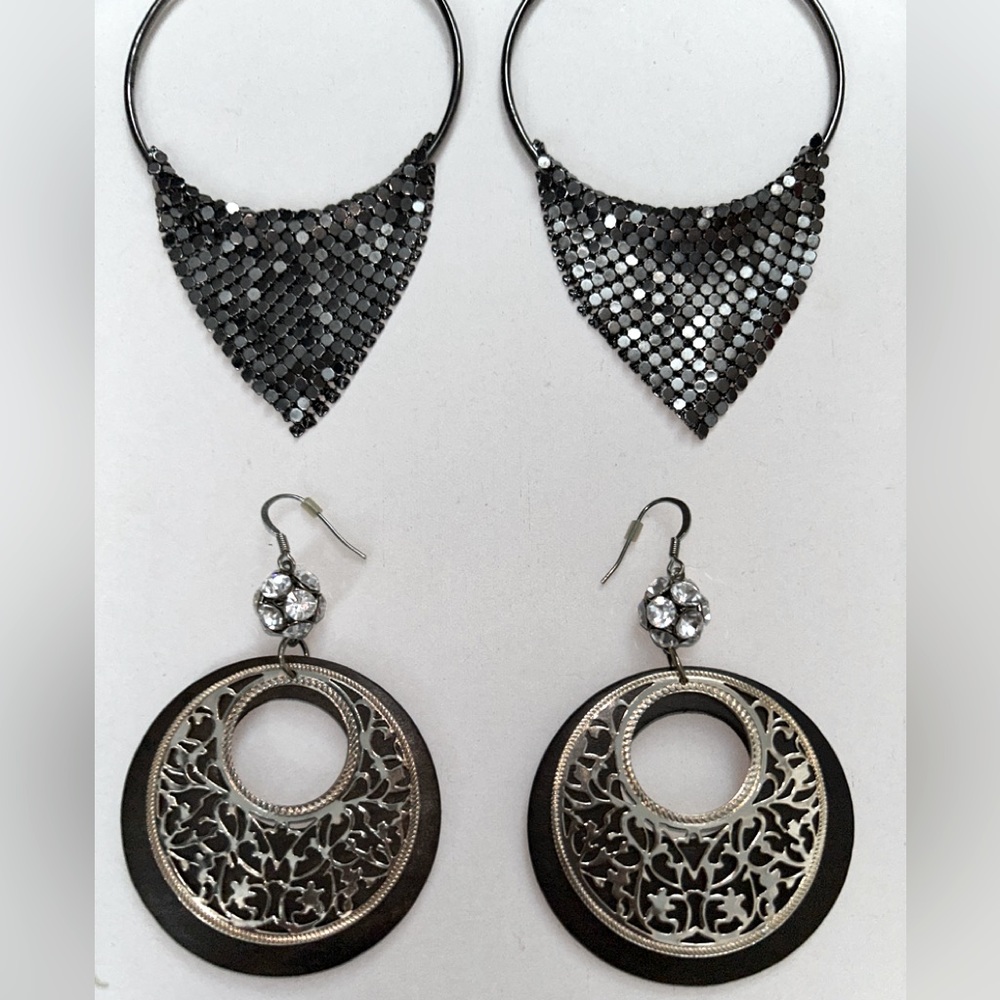Mandees earrings set